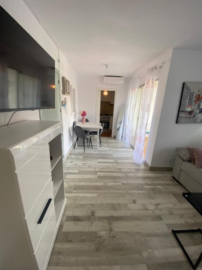 Costa Azul Apartment กัลเป ภายนอก รูปภาพ